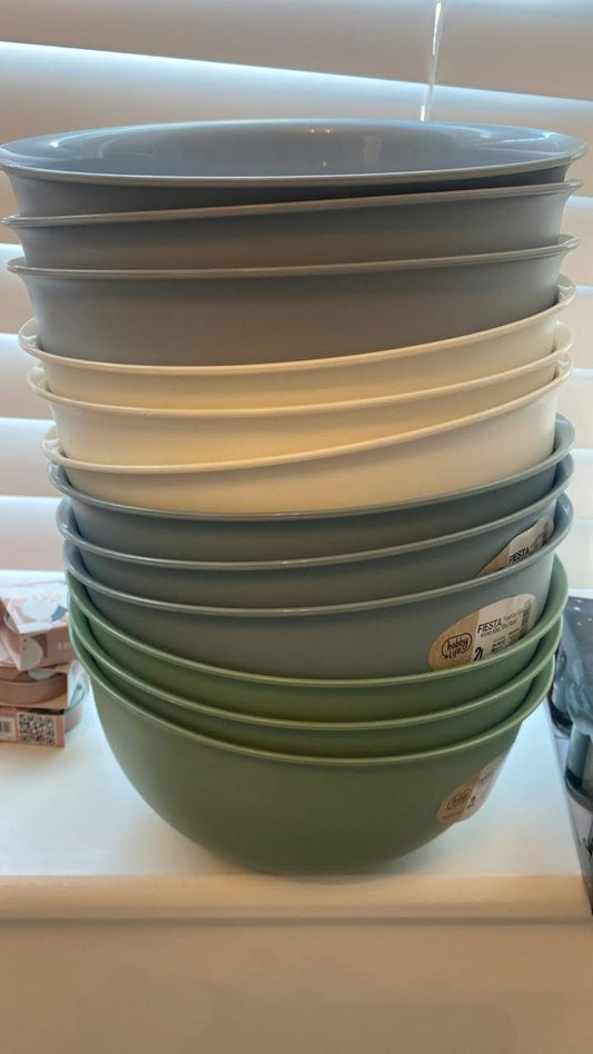 Plastic bowl image 1