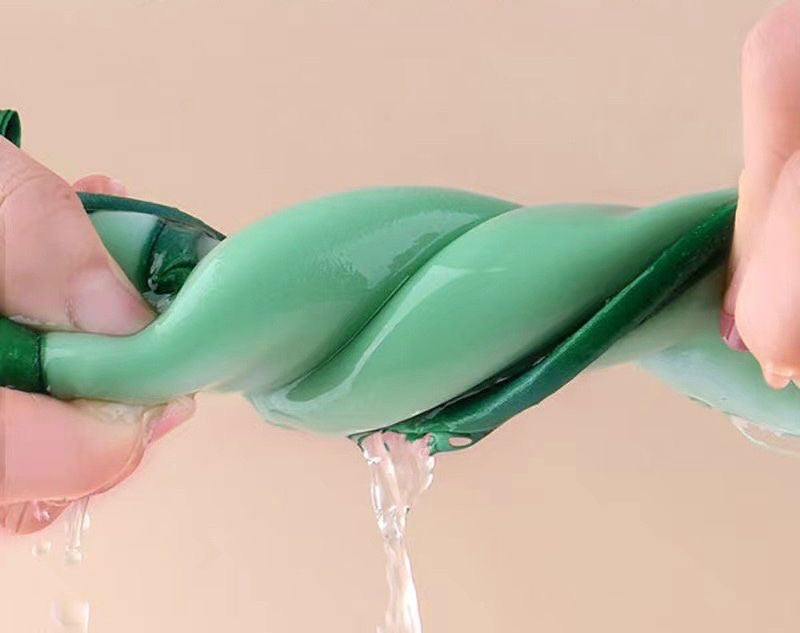 Exfoliating bath mitt