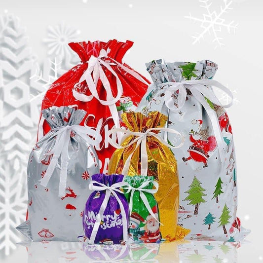 Pack of 18 Christmas gift wrap bags image 0