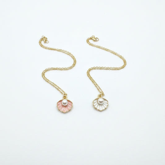 Shell necklace