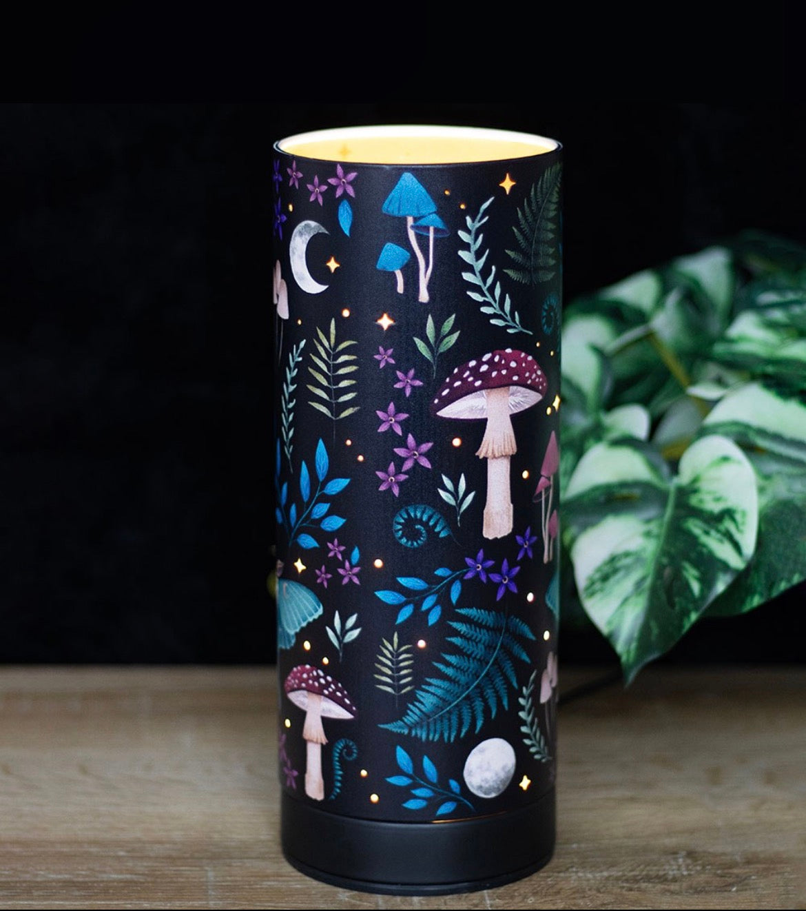 Dark forest print electric aroma lamp