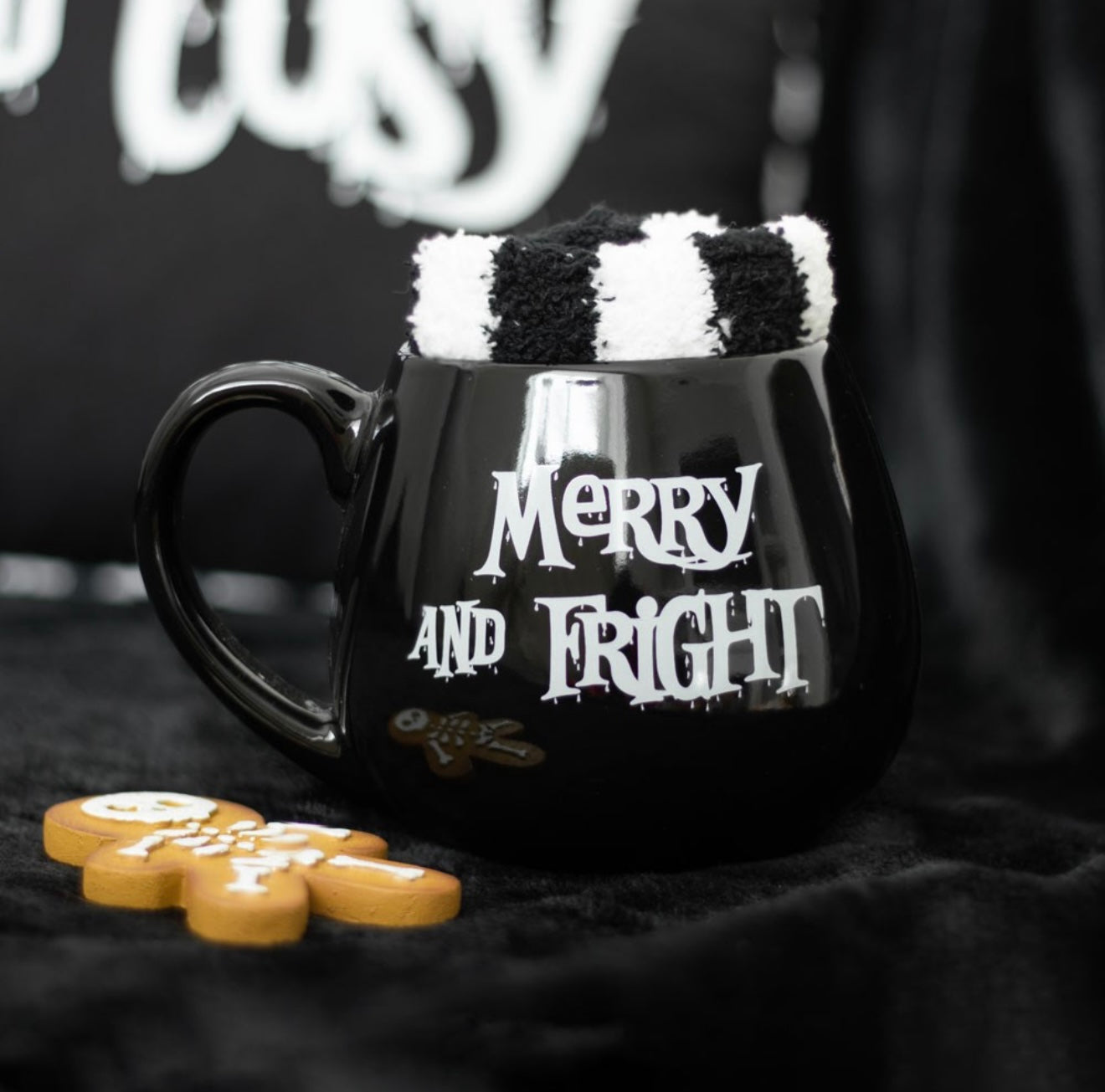 Merry and fright mug & socks gift set
