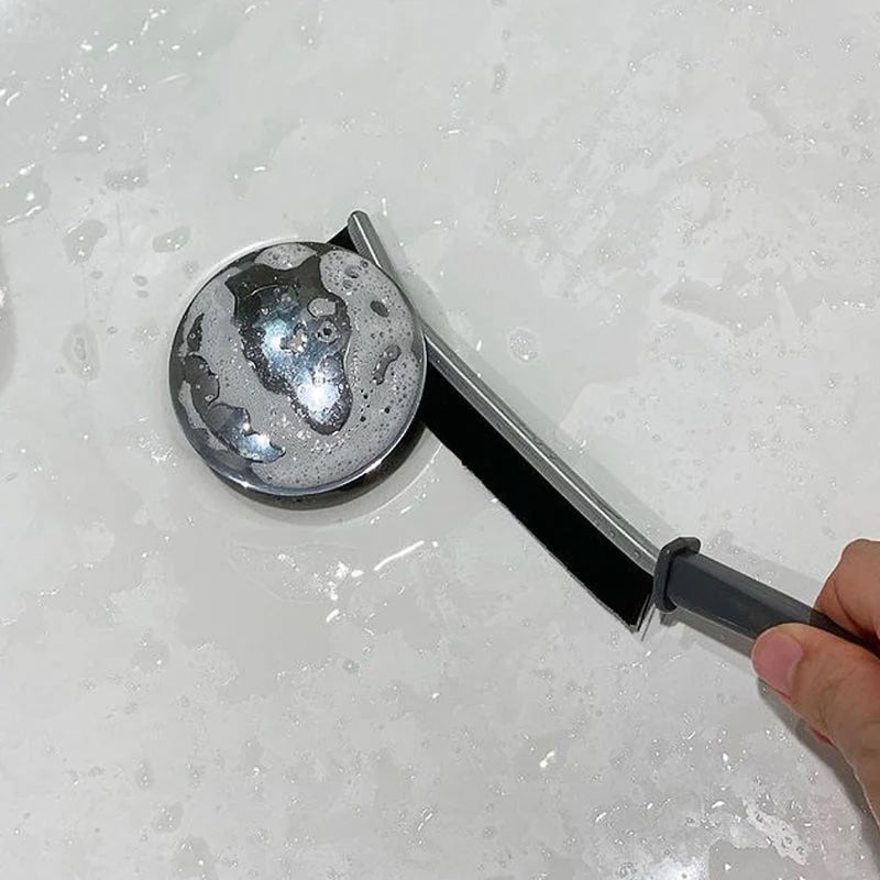 Crevice cleaning brush image 4
